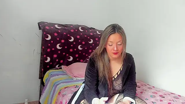 CynthiaMooree online show from June 15, 2026, 8:19 pm