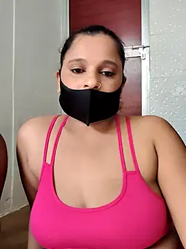 Snapshot of Lusty_mussty chatting on June 13, 2026, 6:11 am Lusty mussty online show from June 13, 2026, 6:11 am