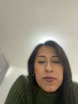 Snapshot of ELY_FE_ chatting on July 18, 2026, 1:52 pm ELY FE online show from July 18, 2026, 1:52 pm