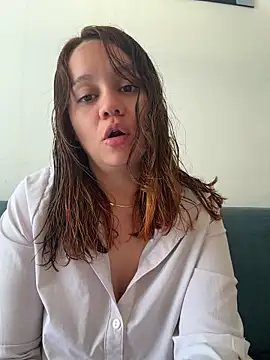Snapshot of Emma_Jonas chatting on July 27, 2026, 8:38 pm Emma Jonas online show from July 27, 2026, 8:38 pm