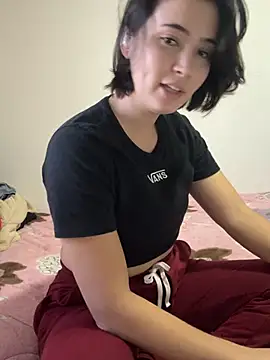 Snapshot of sweetchloe__ chatting on June 13, 2026, 11:08 am sweetchloe online show from June 13, 2026, 11:08 am