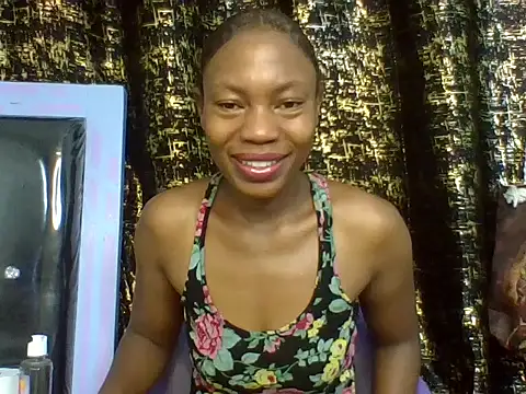 Snapshot of Lovey_daisy15 chatting on June 27, 2026, 12:38 am Lovey daisy15 online show from June 27, 2026, 12:38 am