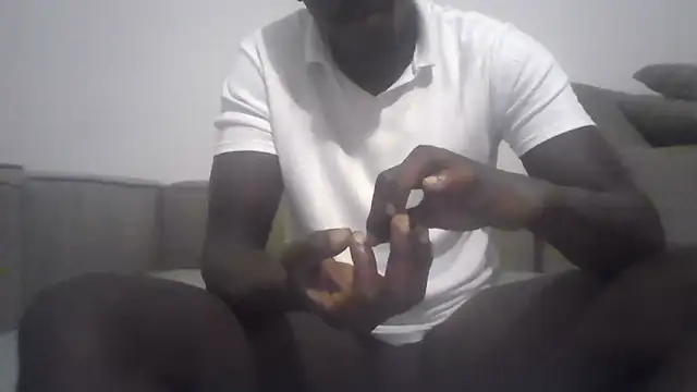 Snapshot of GrandNoir01 chatting on June 12, 2026, 12:08 am GrandNoir01 online show from June 12, 2026, 12:08 am
