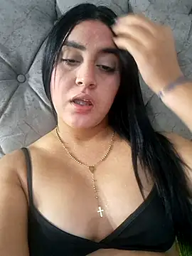 Snapshot of caty-linda chatting on August 5, 2026, 5:23 am caty-linda online show from August 5, 2026, 5:23 am