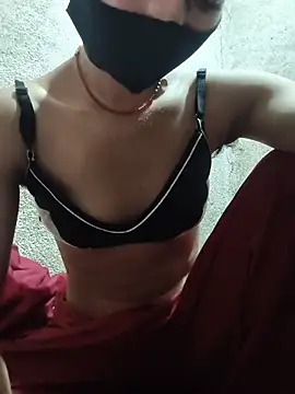 Snapshot of Kashish_love-143 chatting on June 21, 2026, 3:34 am Kashish love-143 online show from June 21, 2026, 3:34 am
