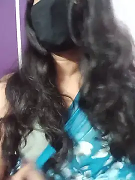 Snapshot of Clara-Lilly chatting on July 2, 2026, 5:46 am Clara-Lilly online show from July 2, 2026, 5:46 am