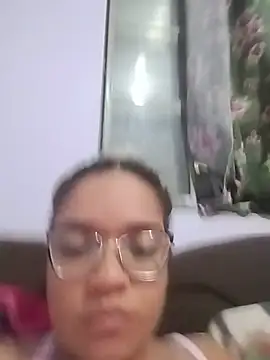 Esquetadinhas online show from June 8, 2026, 4:40 pm