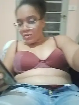 Esquetadinhas online show from July 16, 2026, 2:30 am