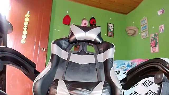 Snapshot of Arian_Pervert chatting on March 13, 2025, 3:17 pm Arian Pervert online show from March 13, 2025, 3:17 pm