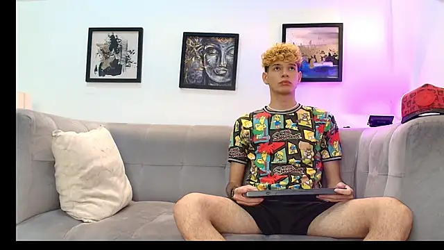 Snapshot of Hot_skinny_guys chatting on June 17, 2026, 7:57 pm Hot skinny guys online show from June 17, 2026, 7:57 pm