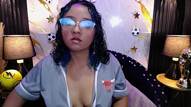 Snapshot of JuicyBoobix chatting on June 11, 2026, 1:30 pm JuicyBoobix online show from June 11, 2026, 1:30 pm