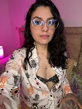 Snapshot of Selenyx_3 chatting on August 1, 2026, 7:50 am Selenyx 3 online show from August 1, 2026, 7:50 am