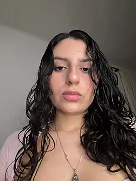 Snapshot of Selenyx_3 chatting on July 17, 2026, 12:41 am Selenyx 3 online show from July 17, 2026, 12:41 am