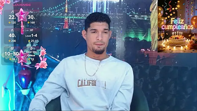 Snapshot of Carlos_eclipse chatting on July 18, 2026, 7:33 pm Carlos eclipse online show from July 18, 2026, 7:33 pm