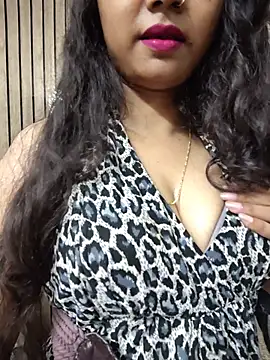Babykajal00 online show from July 4, 2026, 6:01 pm