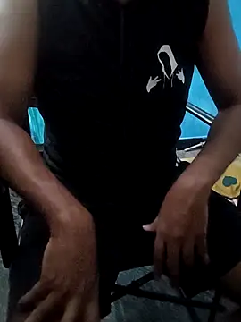 Lawrencedlkk007 online show from April 10, 2026, 9:49 am