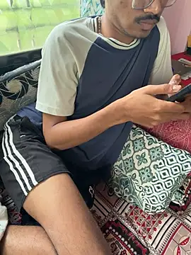 samyuthtwink online show from July 8, 2026, 10:05 am