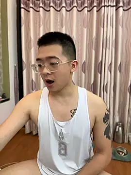 iamtobias online show from July 13, 2026, 12:04 pm