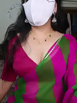 Snapshot of Sharma_Priya chatting on July 2, 2026, 11:16 am Sharma Priya online show from July 2, 2026, 11:16 am