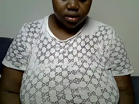 Snapshot of Tashazbabe chatting on July 8, 2026, 3:30 am Tashazbabe online show from July 8, 2026, 3:30 am