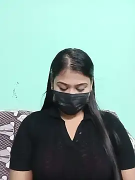 Snapshot of Sweathatamil chatting on June 10, 2026, 5:03 pm Sweathatamil online show from June 10, 2026, 5:03 pm