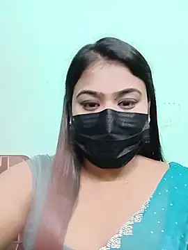 Snapshot of Sweathatamil chatting on July 28, 2026, 7:39 pm Sweathatamil online show from July 28, 2026, 7:39 pm