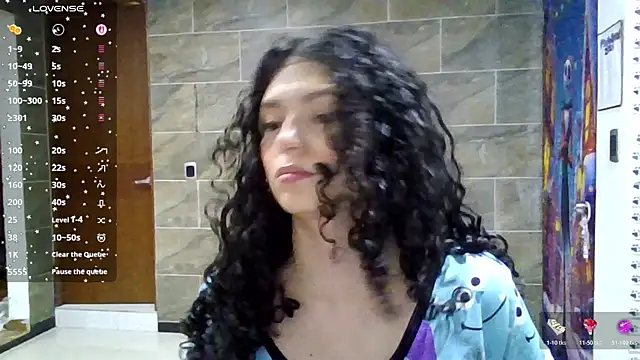 Diamond Curls online show from July 29, 2026, 4:06 pm