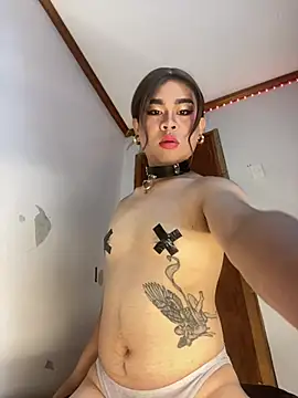 Horny HoneyX online show from June 16, 2026, 9:37 pm
