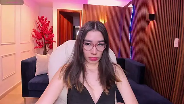 Emma caarter  online show from July 15, 2026, 3:02 am