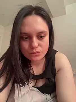 KiraLove777 online show from June 10, 2026, 2:29 pm
