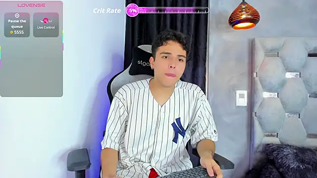 Snapshot of cam_suaza chatting on July 22, 2026, 5:42 am cam suaza online show from July 22, 2026, 5:42 am