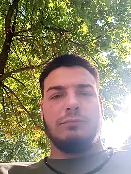 Snapshot of Zevs777s chatting on July 6, 2026, 3:25 pm Zevs777s online show from July 6, 2026, 3:25 pm