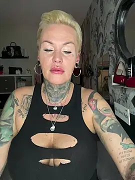 InkedMissLaBaehm online show from July 29, 2026, 11:04 pm