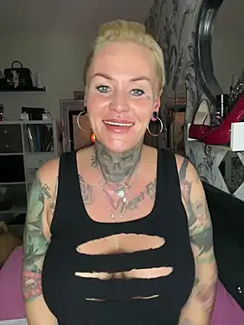 InkedMissLaBaehm online show from August 1, 2026, 11:14 pm