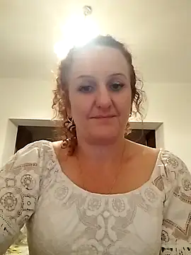 KarinaFlower99 online show from June 18, 2026, 8:03 pm