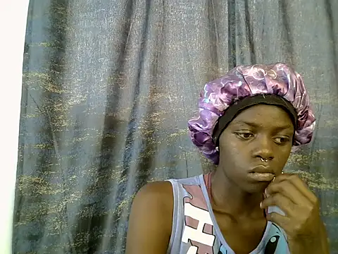 Snapshot of Sheratonyblacks chatting on June 18, 2026, 11:26 am Sheratonyblacks online show from June 18, 2026, 11:26 am