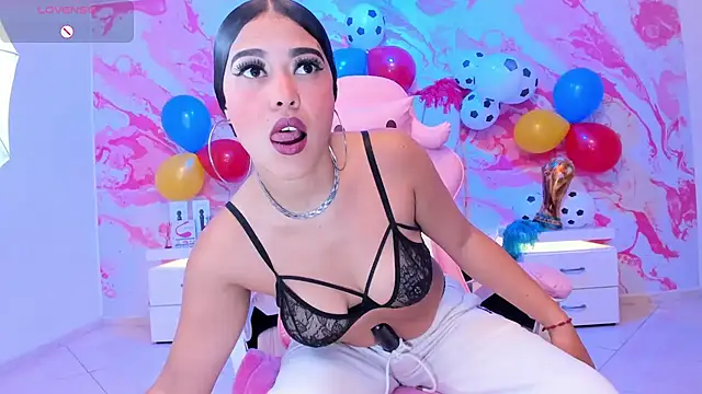 victoria rosee1 online show from July 16, 2026, 3:25 am