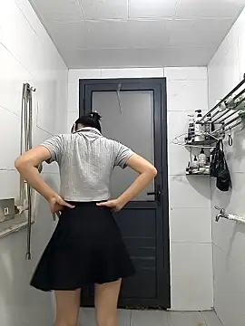 xiaomin666 online show from June 13, 2026, 7:06 am
