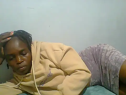 fancyfancy1 online show from June 12, 2026, 8:39 pm