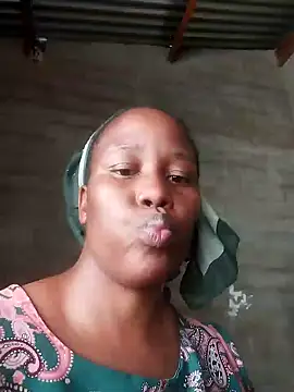 Snapshot of flirtylolla chatting on July 5, 2026, 1:40 pm flirtylolla online show from July 5, 2026, 1:40 pm