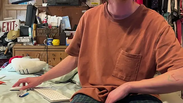 fuckr66669 online show from June 26, 2026, 11:32 pm
