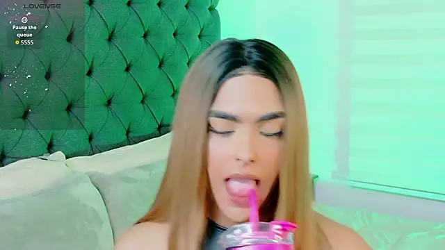 Snapshot of Scarlethvhonparker chatting on March 2, 2026, 1:39 am Scarlethvhonparker online show from March 2, 2026, 1:39 am