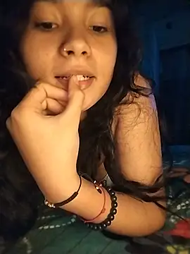 Snapshot of Kittyytinaa chatting on June 17, 2026, 2:55 am Kittyytinaa online show from June 17, 2026, 2:55 am