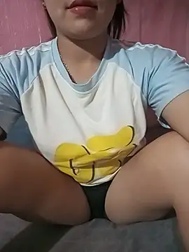 Snapshot of Clarra-s chatting on July 6, 2026, 10:44 am Clarra-s online show from July 6, 2026, 10:44 am