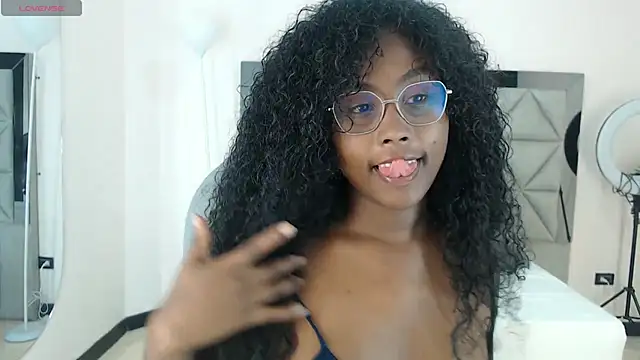 Snapshot of lily_mendoza chatting on June 25, 2026, 6:46 pm lily mendoza online show from June 25, 2026, 6:46 pm