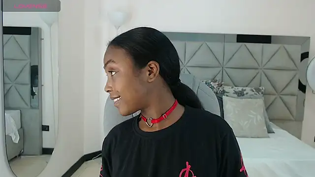 Snapshot of lily_mendoza chatting on July 27, 2026, 7:43 pm lily mendoza online show from July 27, 2026, 7:43 pm