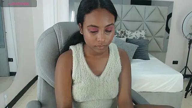 Snapshot of lily_mendoza chatting on July 31, 2026, 7:55 pm lily mendoza online show from July 31, 2026, 7:55 pm