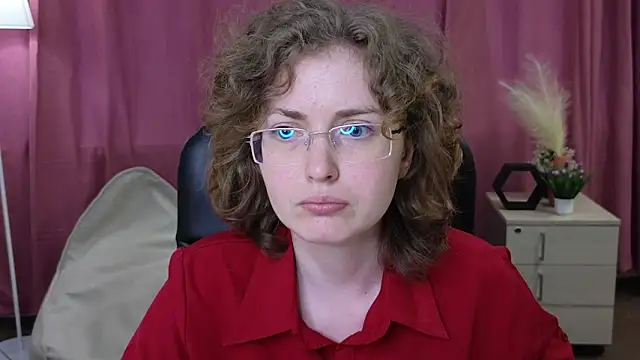 Snapshot of ChuPettigrew chatting on June 13, 2026, 3:37 am ChuPettigrew online show from June 13, 2026, 3:37 am