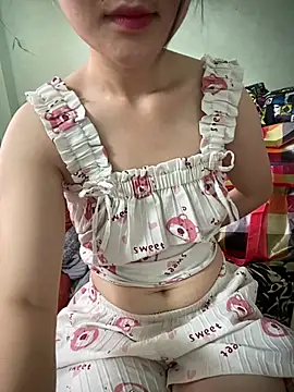 Snapshot of Cerry-cc chatting on July 15, 2026, 2:29 am Cerry-cc online show from July 15, 2026, 2:29 am