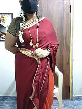 Snapshot of Tamil_white_beauty chatting on July 8, 2026, 7:53 am Tamil white beauty online show from July 8, 2026, 7:53 am